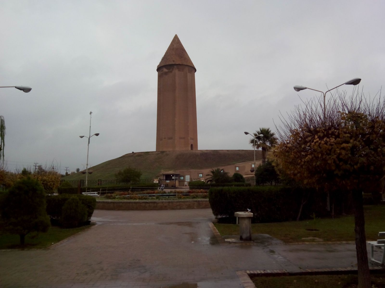 Башня Зияридов.